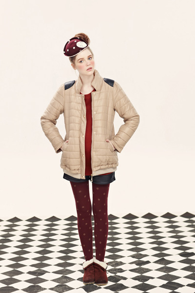 38周米黃色時(shí)尚潮流棉衣