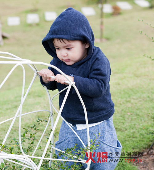 ��ķ���¾�Ʒͯ�b ���@�����r�г���