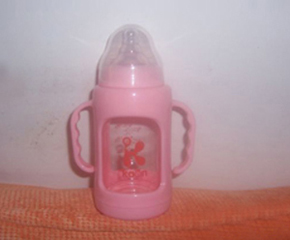 �����������ھ��@������ƿ��ô��