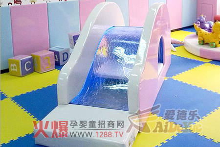 �۵�ˮ������׌���ӂ�����ˣ�бM�혷Ȥ