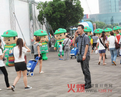 �𱬈F(tu��n)�(du��)����������С�U