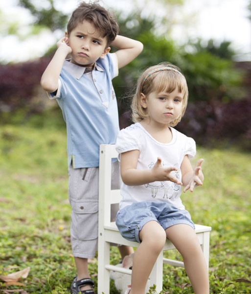 哇喔哇喔新款時(shí)尚童裝