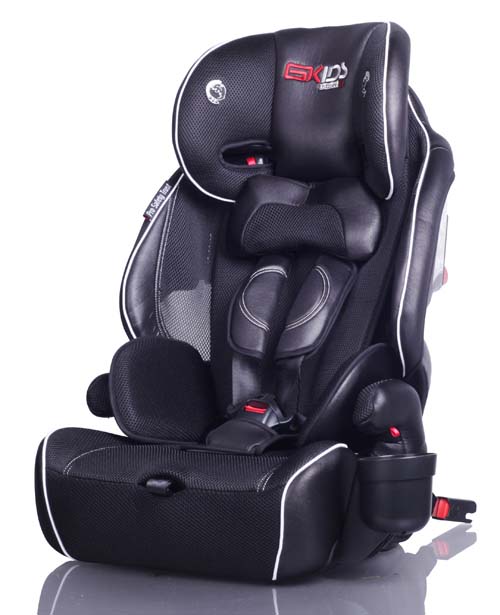 環(huán)球娃娃世紀星安全座椅黑色側(cè)面