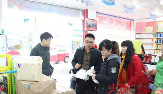 ǧ�˰ّB(t��i)�ۡ�һ��V ��������һ�N��һ��Vϵ���װl(f��)