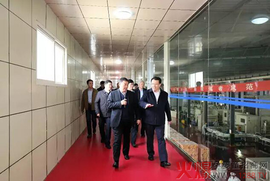 ɽ�|ʡί����ӛ�������|혼��F(tu��n)�{(di��o)�� ٝ�uľ�{��ɫ���