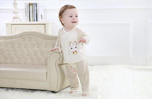 蓓琪兔嬰兒內(nèi)衣2015春夏新款間條和服套裝0