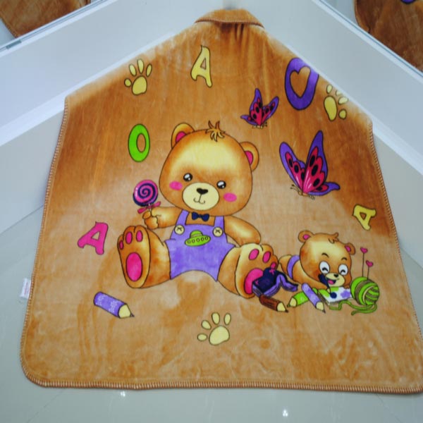 ���W����С̺��С����ɫ