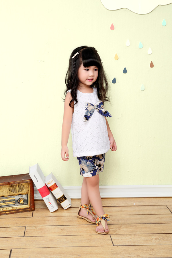 С���ͼ{Ů�����������b