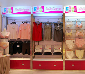 肯勒芳品牌店店面展示