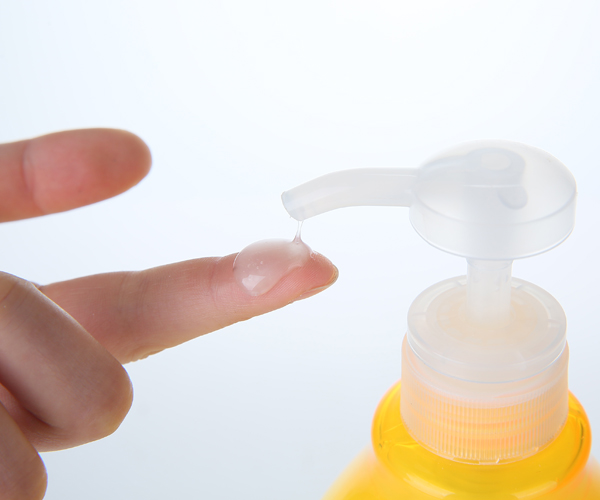 米蘭妮 天然鮮果清涼營(yíng)養(yǎng)沐浴露.jpg