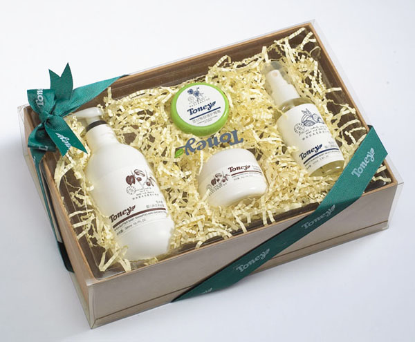 托尼四件套禮盒.jpg 托尼四件套禮盒.jpg