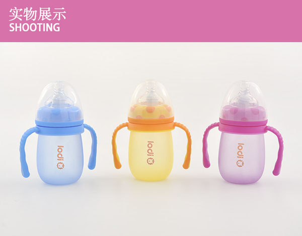 樂迪感溫玻璃奶瓶150ml產(chǎn)品展示.jpg
