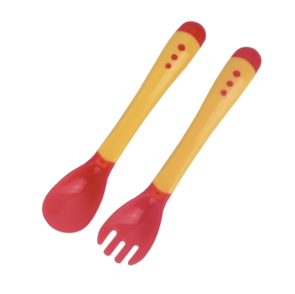 媽咪王子感溫變色叉勺