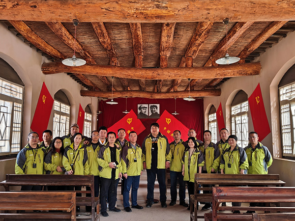 ��̩��I(y��)��~�����M(j��n)������ �s�m(x��)���s��������.jpg