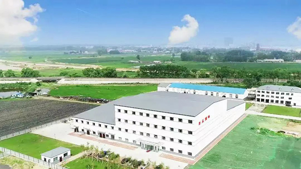 譜華威乳業(yè).jpg 譜華威乳業(yè).jpg