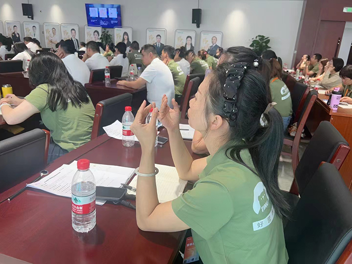 營(yíng)小善全國(guó)首屆新中醫(yī)營(yíng)養(yǎng)學(xué)術(shù)交流會(huì)3.jpg 營(yíng)小善全國(guó)首屆新中醫(yī)營(yíng)養(yǎng)學(xué)術(shù)交流會(huì)3.jpg