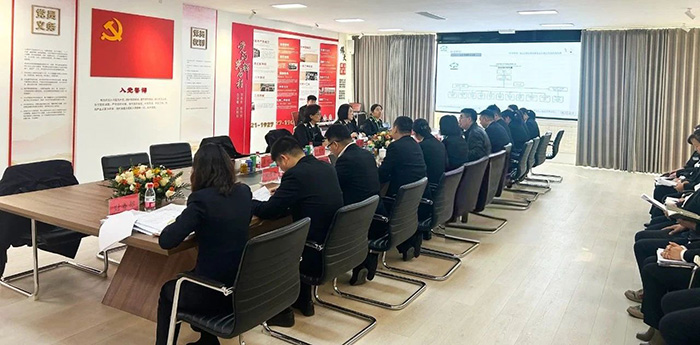 ϲ��AEO���������ơ� �������Q(m��o)�I(l��ng)���J������ɽ�|����_������ʳƷ���޹�˾�ɹ�ͨ�^AEO���P(gu��n)�߼��J�C����