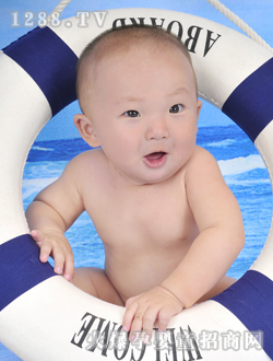 ������һ�ܚq�냺�zӰ��ӾȦ