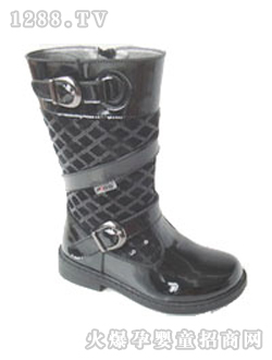 �ƶ��Ҷ���ɫ�L(zh��ng)ͲСͯ�r(sh��)�bƤѥ