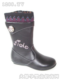 �ƶ��Ҷ���ɫСͯ�r(sh��)�bѥ