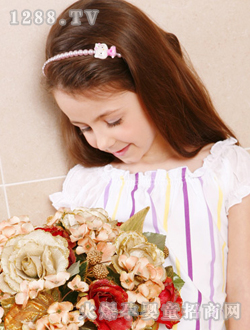 �gЦ�~(y��)Ů�b