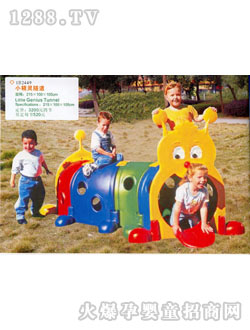 ���\С���`����