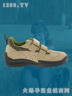 ���ٻ�ɫ��ͯ���eЬ