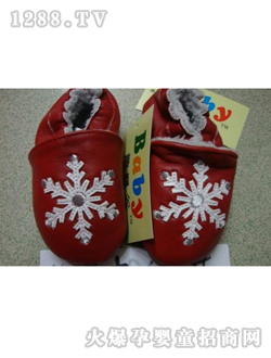 �ú���ѩ������Ь