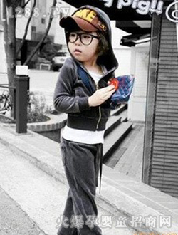 ͯ�ľ��Z�q���b