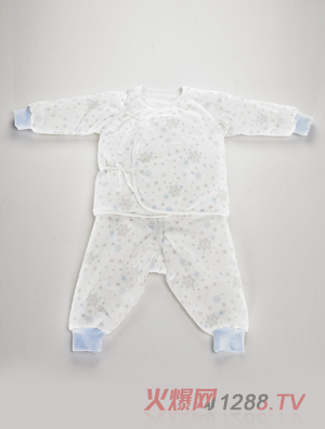 卓?jī)汉鸵绿籽b