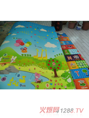 美龍長頸鹿兒童坐墊