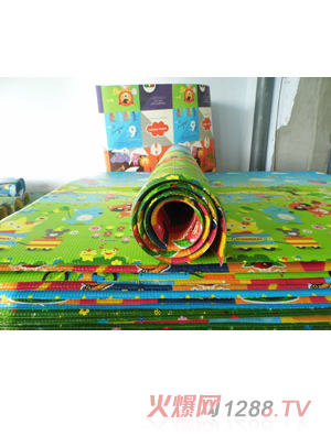 美龍動物園坐墊