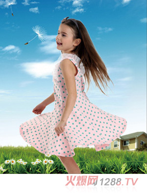 ����ļ���ɫ�{�c�B��ȹ