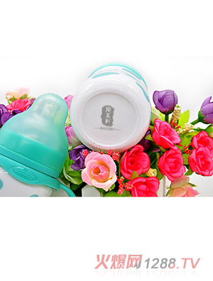 貝斯比幻彩瓷異形寬口自動(dòng)奶瓶綠色